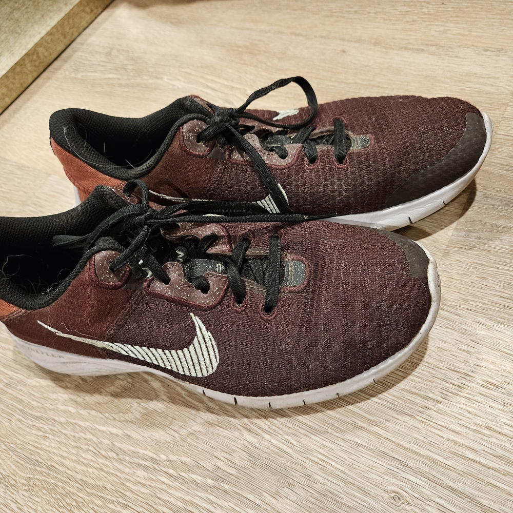 Nike Maroon and Black Sneakers